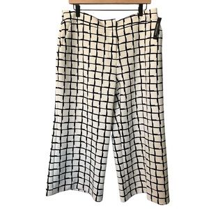Women’s Worthington White & Black Grid Wide Leg Ankle Cropped Pants. Size 16